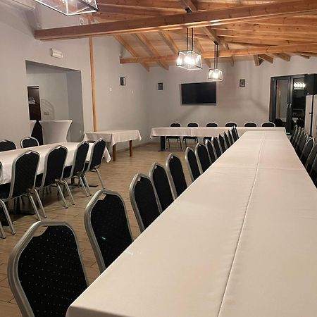 Centrum Turystyki Wiejskiej Alicja Ksiezpol Экстерьер фото